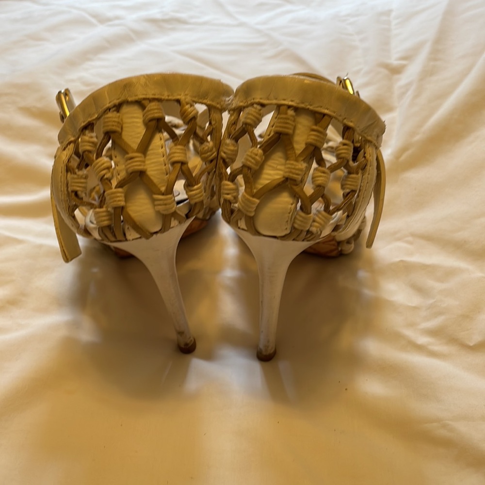 LAMB Cream Leather Pumps - Picture 6 of 6